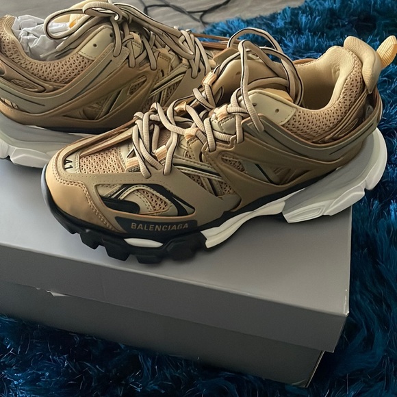 Balenciaga track sneakers GOLD - Picture 3 of 4